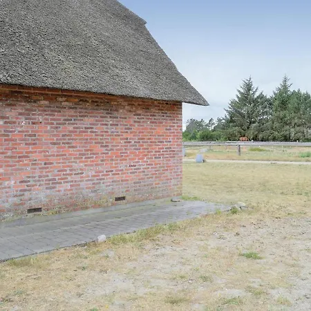 Appartamento Two-bedroom In Romo